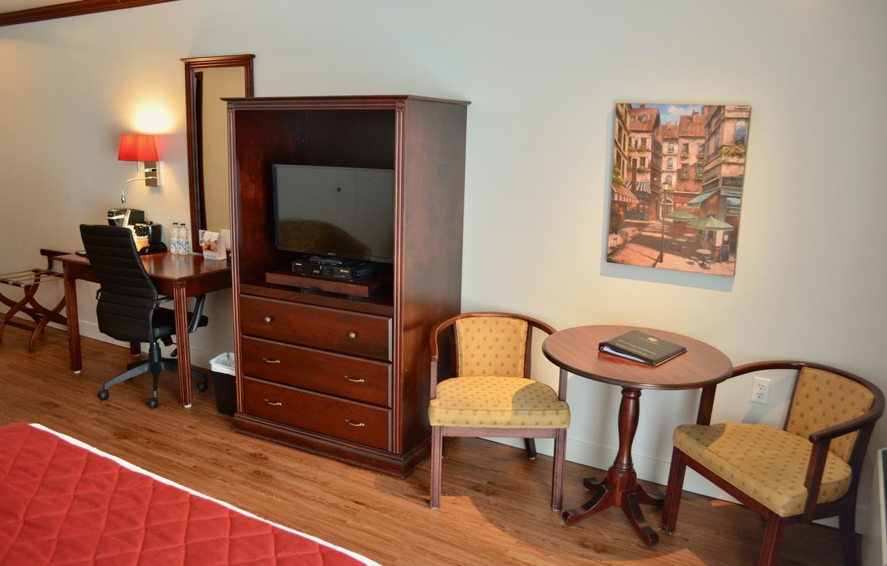 Hotel Le Floral Sherbrooke Eksteriør bilde