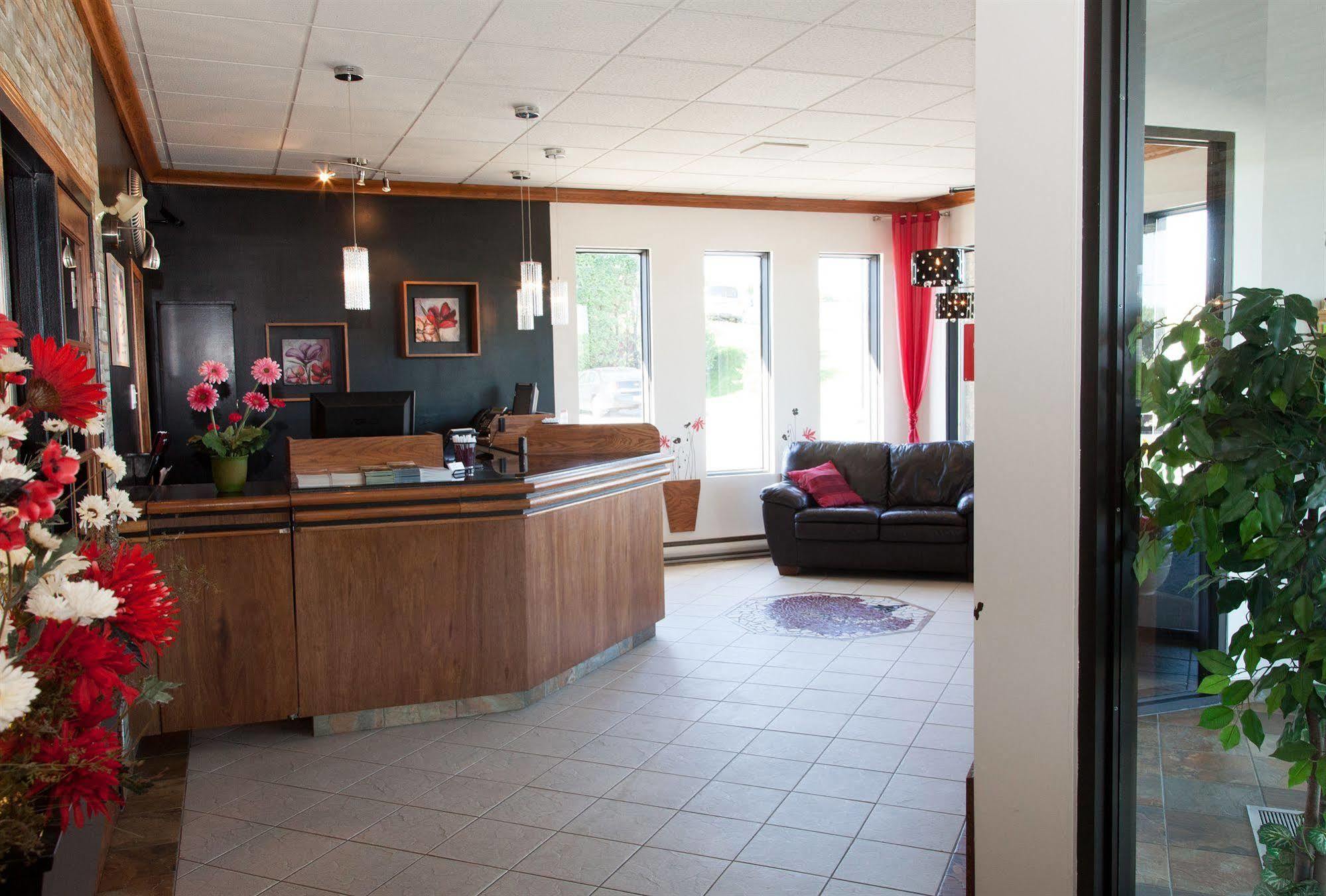 Hotel Le Floral Sherbrooke Eksteriør bilde
