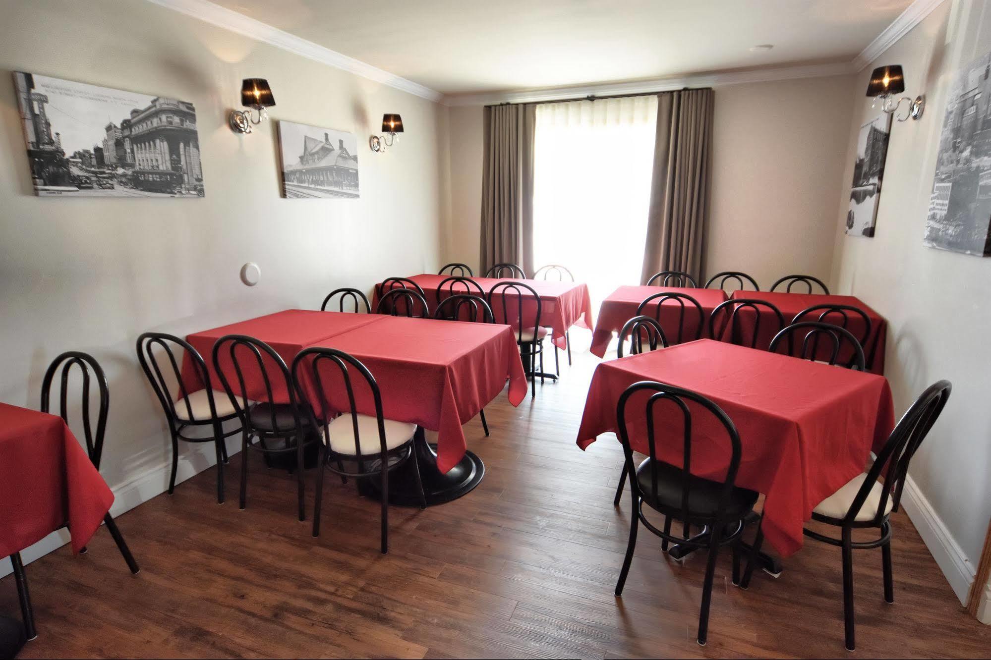 Hotel Le Floral Sherbrooke Eksteriør bilde