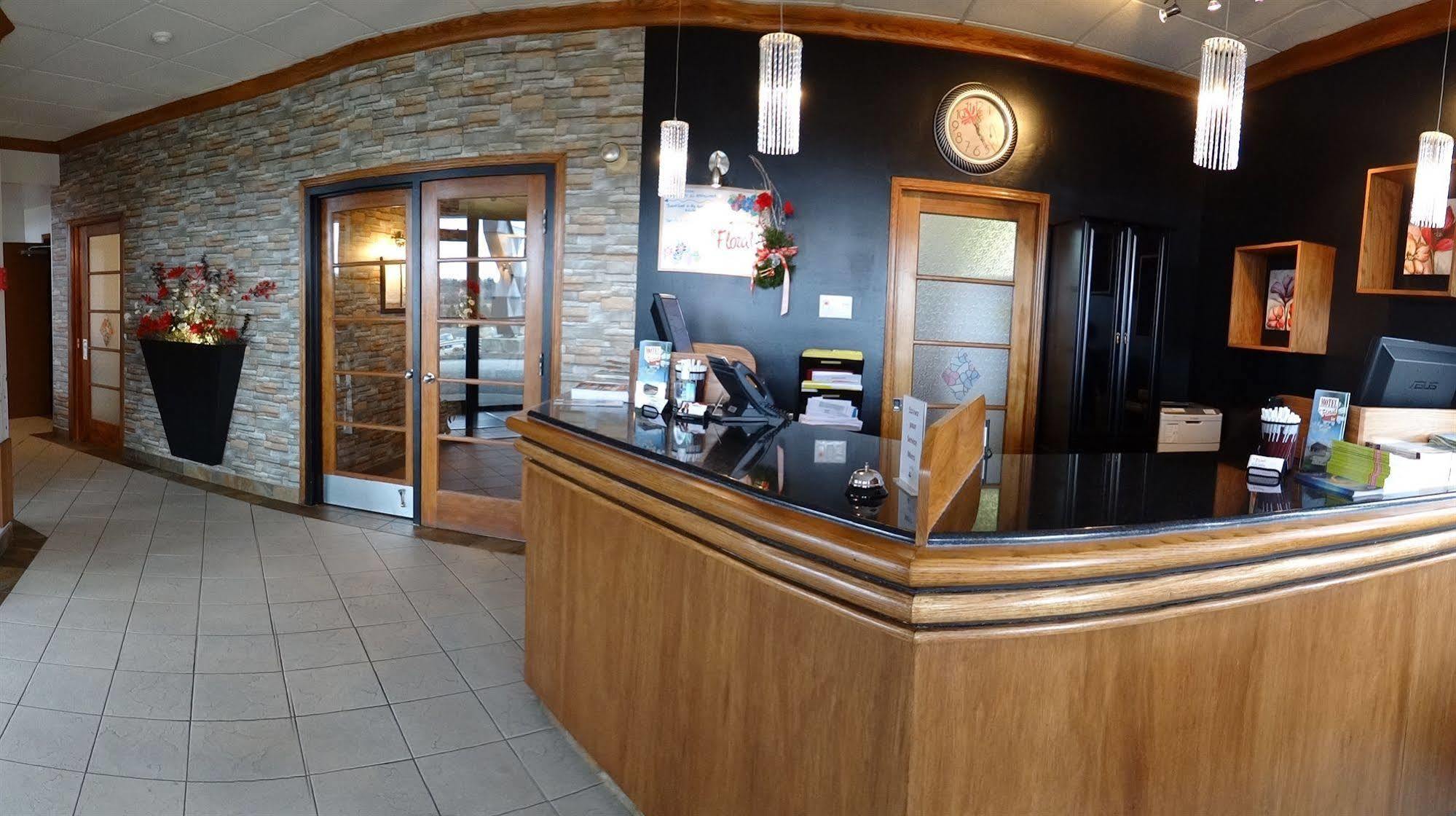 Hotel Le Floral Sherbrooke Eksteriør bilde
